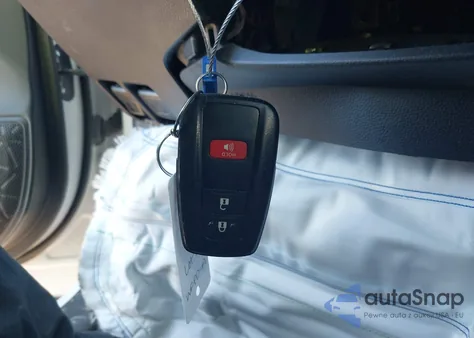 2022 Toyota Rav4 Xle из США, поврежденный, VIN 2T3W1RFV5NW201667